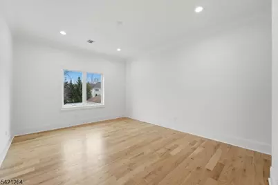 13 Harding Pl, Livingston, NJ 07039 - Photo 38