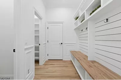 13 Harding Pl, Livingston, NJ 07039 - Photo 14