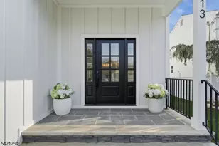 13 Harding Pl, Livingston, NJ 07039 - Photo 6