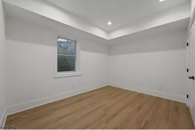 13 Harding Pl, Livingston, NJ 07039 - Photo 44