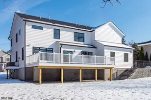 19 West Dr, Fairfield, NJ 07004 - Photo 38