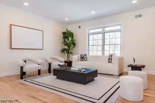 19 West Dr, Fairfield, NJ 07004 - Photo 16