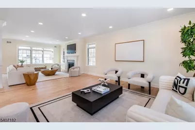 19 West Dr, Fairfield, NJ 07004 - Photo 14