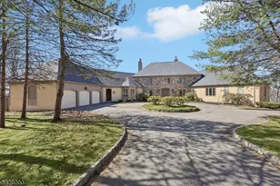 29 Hilltop Rd, Kinnelon, NJ 07405 - Photo 1