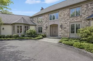 29 Hilltop Rd, Kinnelon, NJ 07405 - Photo 4