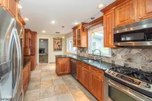 10 Celtic Way, Parsippany, NJ 07054 - Photo 8