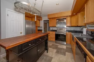 105 Valley Rd, Wantage, NJ 07461 - Photo 8