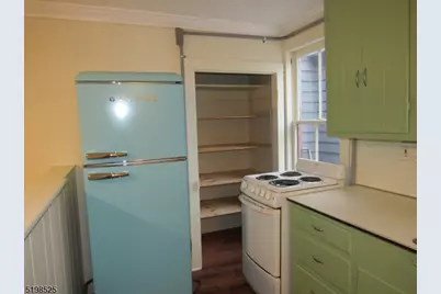 49A Bridge St, Frenchtown, NJ 08825 - Photo 2