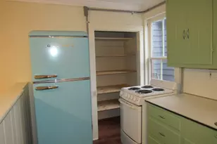 49A Bridge St, Frenchtown, NJ 08825 - Photo 2