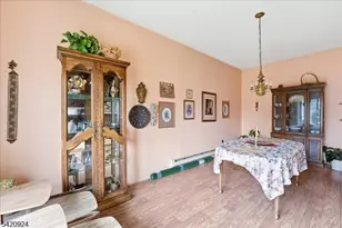 100 Hayes Ave, Clark Township, NJ 07066 - Photo 8