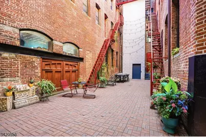 61 New Jersey Railroad Ave #13, Newark, NJ 07105 - Photo 20