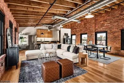 61 New Jersey Railroad Ave #13, Newark, NJ 07105 - Photo 1