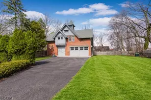 811 Field Ave, Plainfield, NJ 07060 - Photo 4