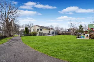 811 Field Ave, Plainfield, NJ 07060 - Photo 14