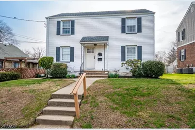 346 N 6th Ave, Manville, NJ 08835 - Photo 1