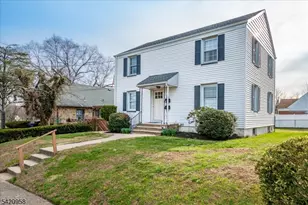 346 N 6th Ave, Manville, NJ 08835 - Photo 2