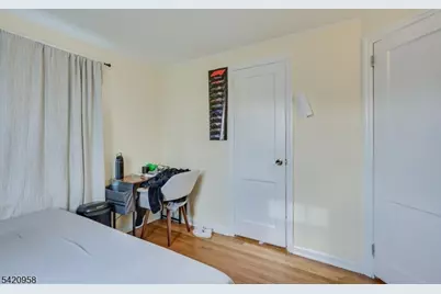 346 N 6th Ave, Manville, NJ 08835 - Photo 14