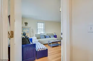 346 N 6th Ave, Manville, NJ 08835 - Photo 4