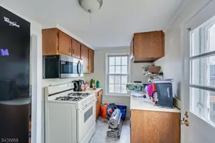 346 N 6th Ave, Manville, NJ 08835 - Photo 8