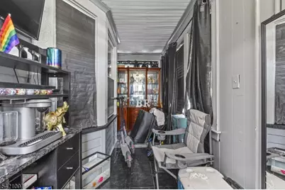 42 Mead St, Newark, NJ 07106 - Photo 24