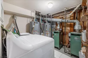 97 Houston St, Newark, NJ 07105 - Photo 20