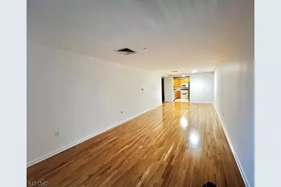 53 W Palisade Ave Und #406, Englewood, NJ 07631 - Photo 2