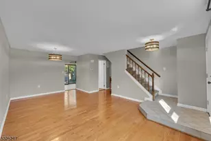 32 Wood Duck Ct, Allamuchy Township, NJ 07840 - Photo 4