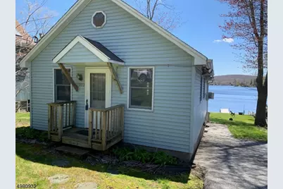 703 Lake Shore Dr, West Milford, NJ 07421 - Photo 14