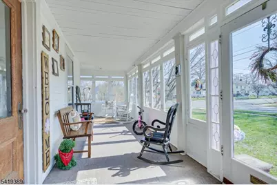 302 Mountainview Ter, Dunellen, NJ 08812 - Photo 4