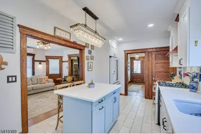 302 Mountainview Ter, Dunellen, NJ 08812 - Photo 20