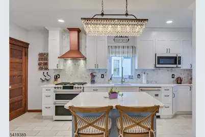 302 Mountainview Ter, Dunellen, NJ 08812 - Photo 8