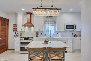 302 Mountain View Terrace, Dunellen, NJ 08812 - Photo 8