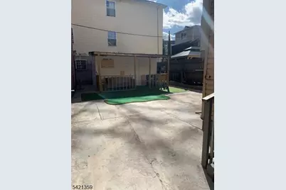 238 6th Ave W, Newark, NJ 07107 - Photo 12