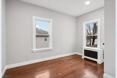 621 Roosevelt Ave, Carteret, NJ 07008 - Photo 20