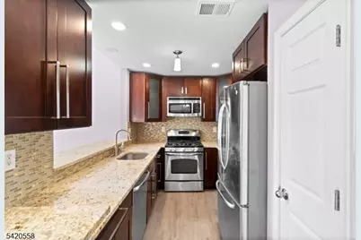 111 Riverwalk Way, Clifton, NJ 07014 - Photo 8