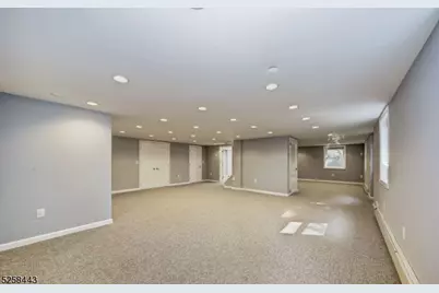 204 Deerfield Ln, Franklin Lakes, NJ 07417 - Photo 24