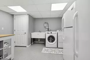 204 Deerfield Ln, Franklin Lakes, NJ 07417 - Photo 26