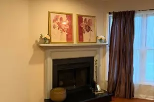 54 Holly Ct, Edison, NJ 08820 - Photo 8