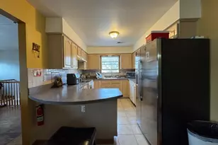 34 Erie St, Elizabeth, NJ 07206 - Photo 6