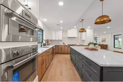 84 Maple St, Millburn, NJ 07041 - Photo 10