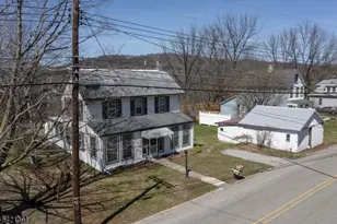 13 Ice Plant Rd, Lafayette, NJ 07848 - Photo 2