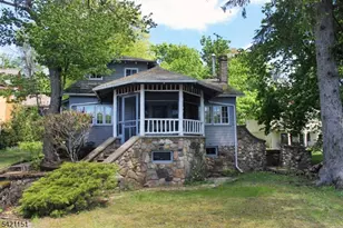 221 S New Jersey Ave, Jefferson Township, NJ 07849 - Photo 4