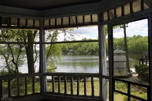 221 S New Jersey Ave, Jefferson Township, NJ 07849 - Photo 6