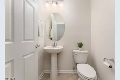 39 Redmon Road, Raritan Township, NJ 08822 - Photo 10