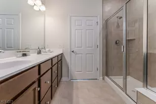 39 Redmon Rd, Raritan Township, NJ 08822 - Photo 8