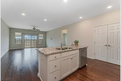 39 Redmon Road, Raritan Township, NJ 08822 - Photo 18