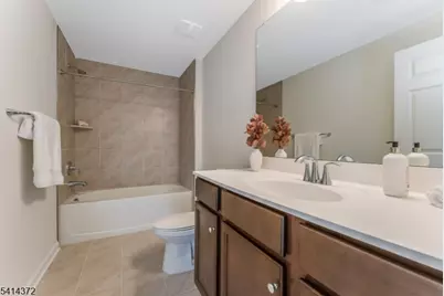 39 Redmon Road, Raritan Township, NJ 08822 - Photo 14