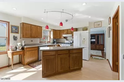 5 Lee Pl, Bridgewater, NJ 08807 - Photo 8