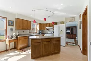 5 Lee Pl, Bridgewater, NJ 08807 - Photo 8