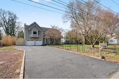 5 Lee Pl, Bridgewater, NJ 08807 - Photo 2